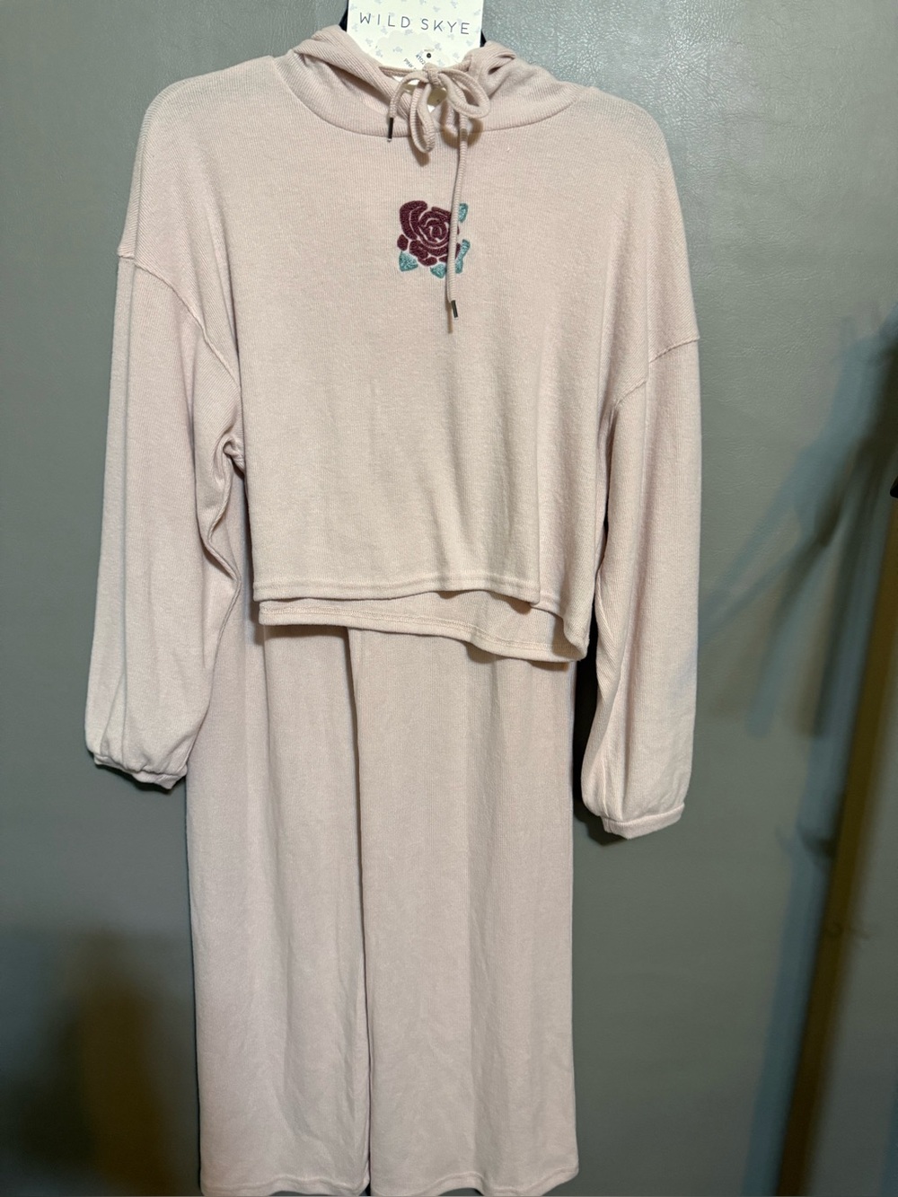 Wild Fable light Pink Hooded Lounge Dress with Rose Embroidery Sz S